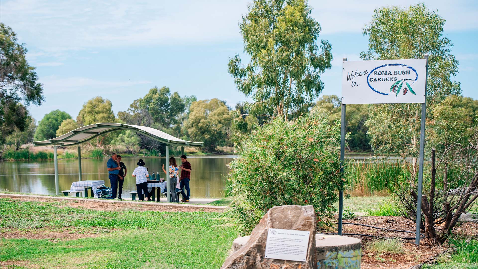 Group of people having morning tea at Roma Bush Gardens